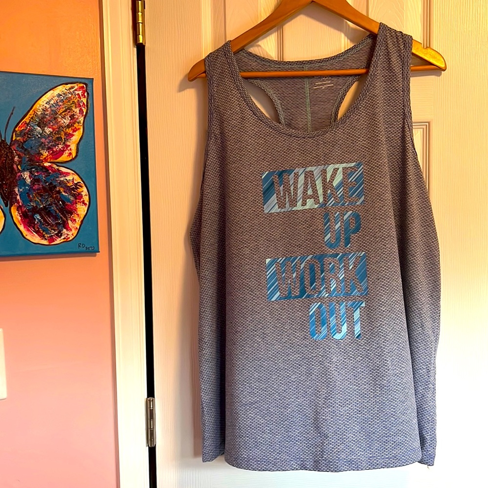 Danskin Now Racer Back Tank Size 2x. Never worn